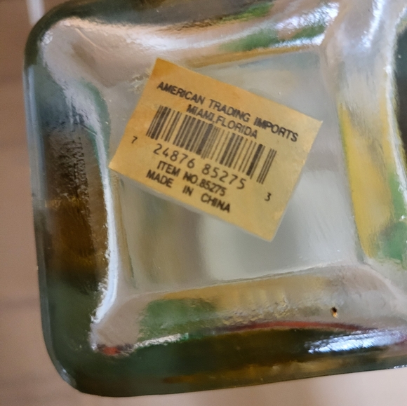 Vintage Clear Glass Decanter With Lemon Design Set of 2 - Picture 12 of 13